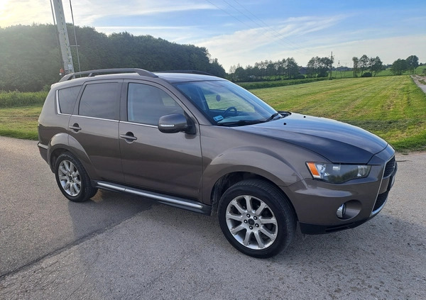 Mitsubishi Outlander cena 34900 przebieg: 289000, rok produkcji 2011 z Nałęczów małe 172